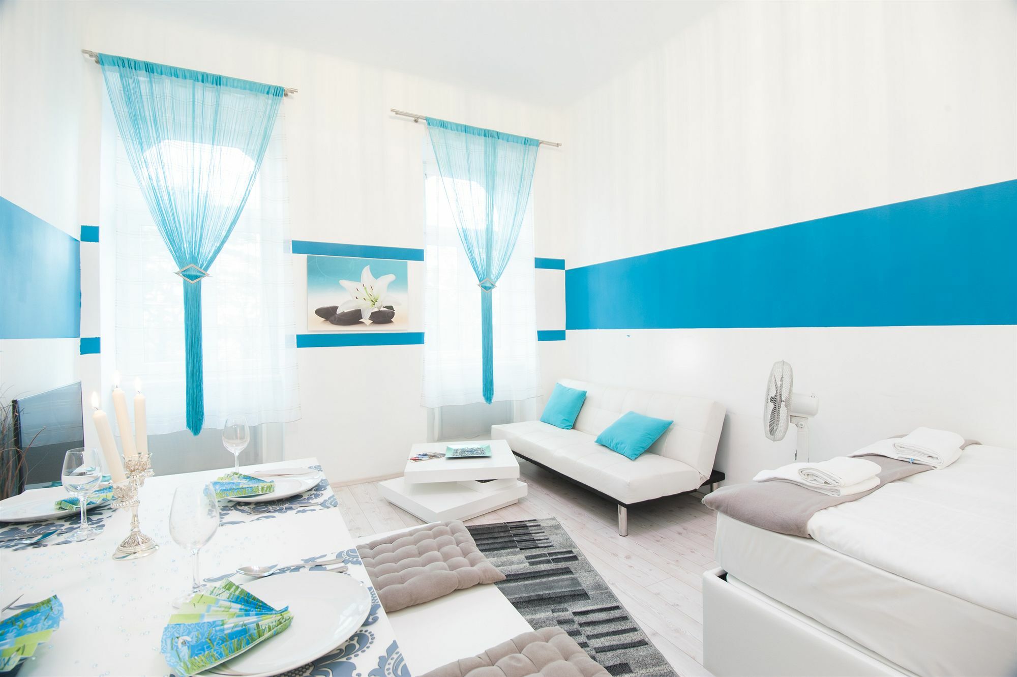 Royal Resort Apartments Westbahnhof Vienna Esterno foto