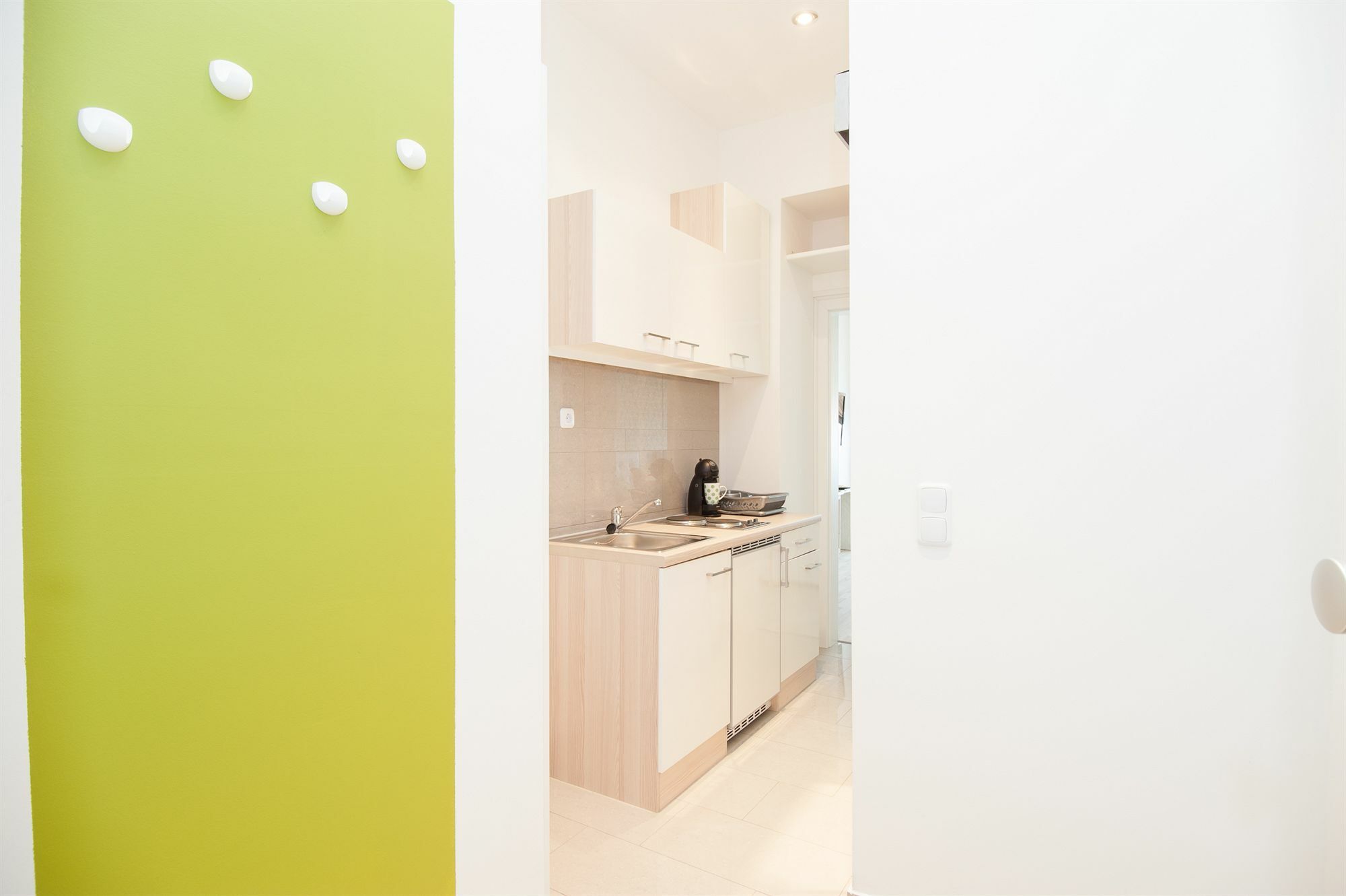 Royal Resort Apartments Westbahnhof Vienna Esterno foto