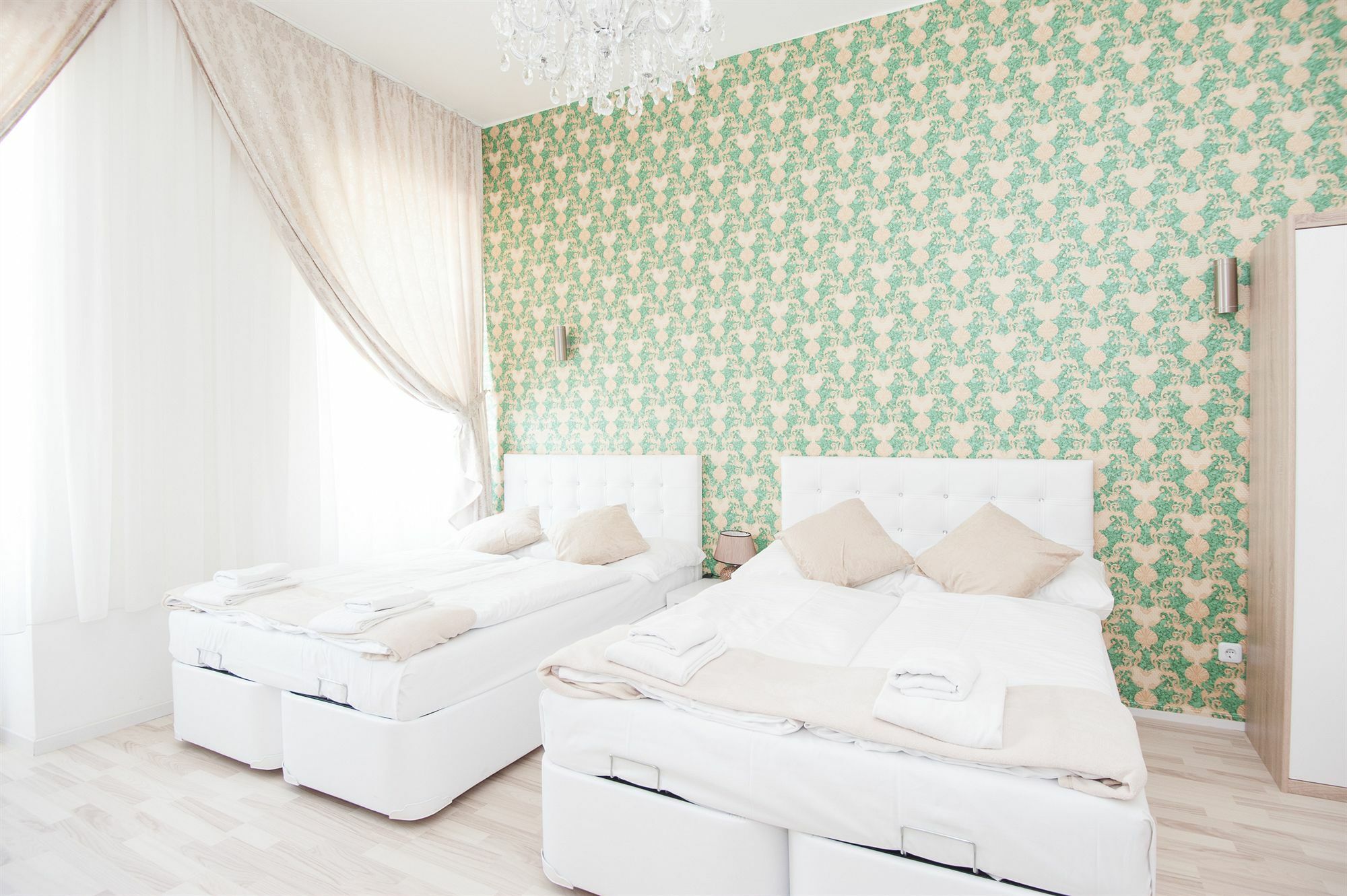 Royal Resort Apartments Westbahnhof Vienna Esterno foto