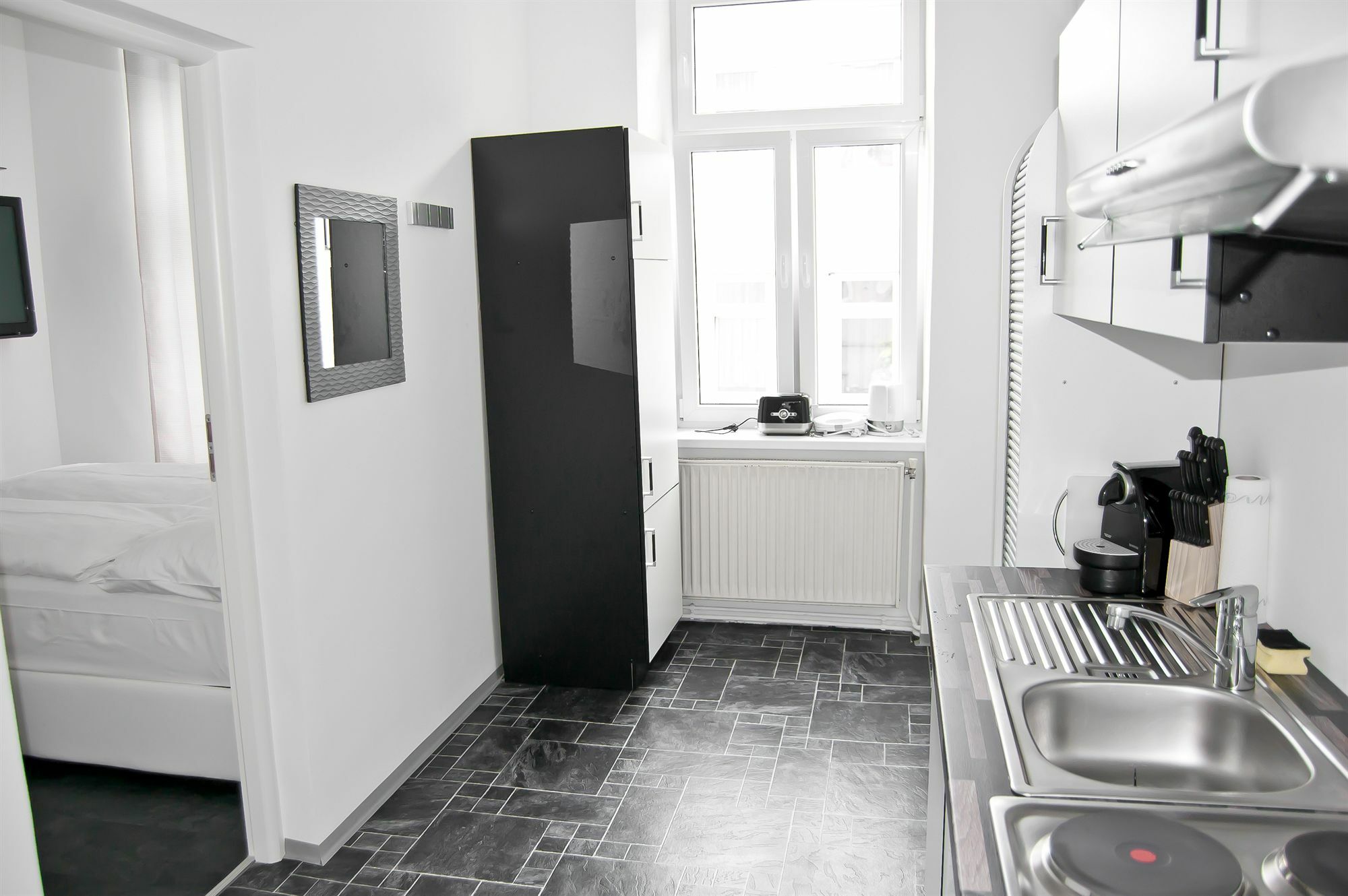 Royal Resort Apartments Westbahnhof Vienna Esterno foto